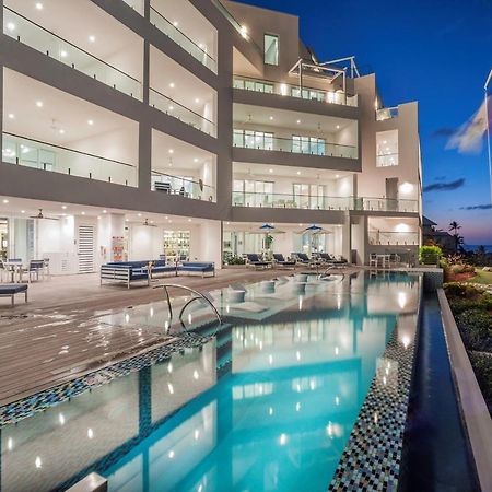 Rum Point Club Residences Driftwood Village Ngoại thất bức ảnh