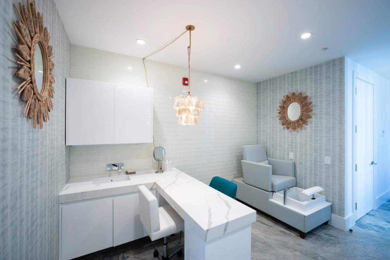 Rum Point Club Residences Driftwood Village Ngoại thất bức ảnh