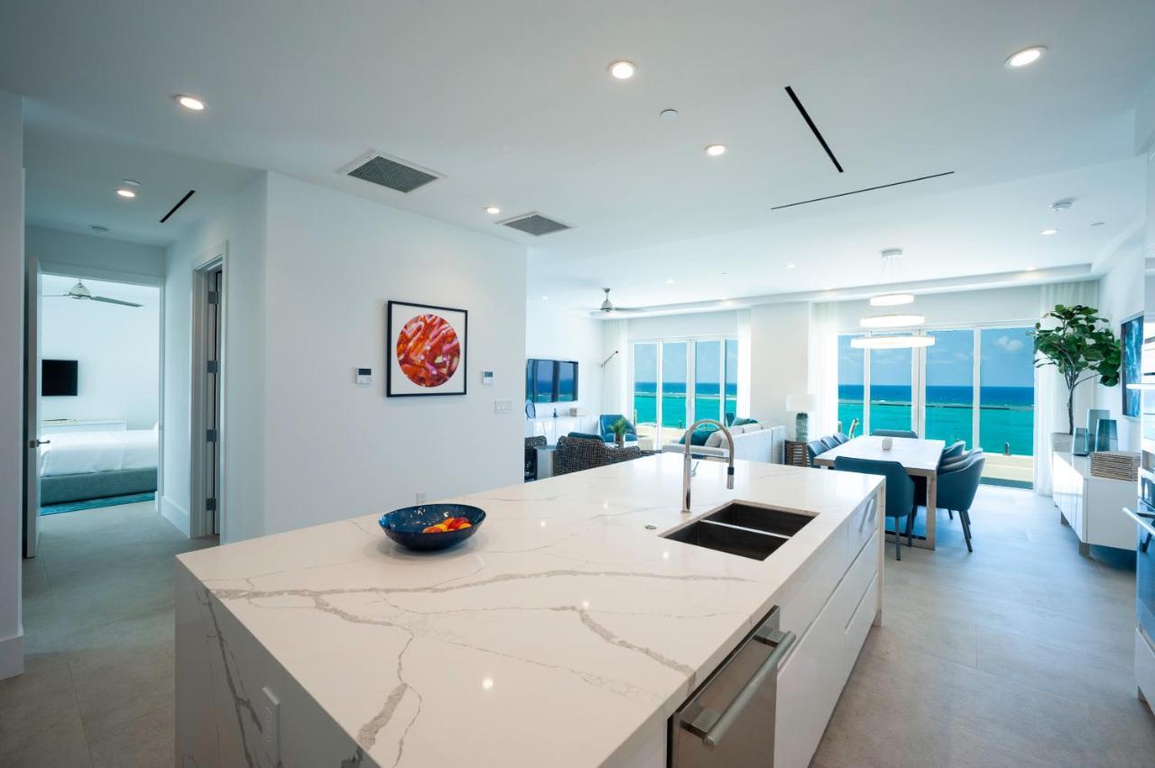 Rum Point Club Residences Driftwood Village Ngoại thất bức ảnh