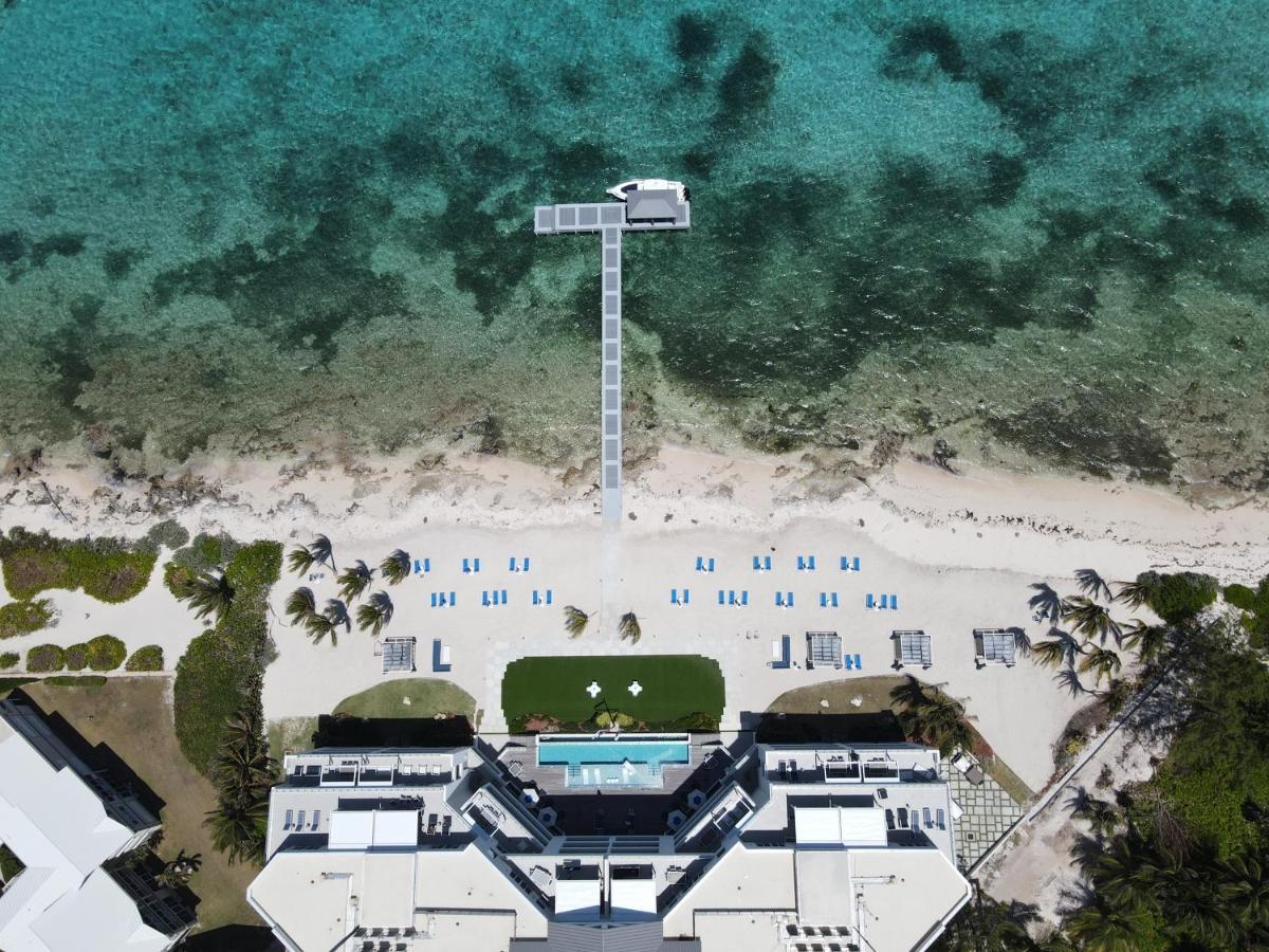 Rum Point Club Residences Driftwood Village Ngoại thất bức ảnh