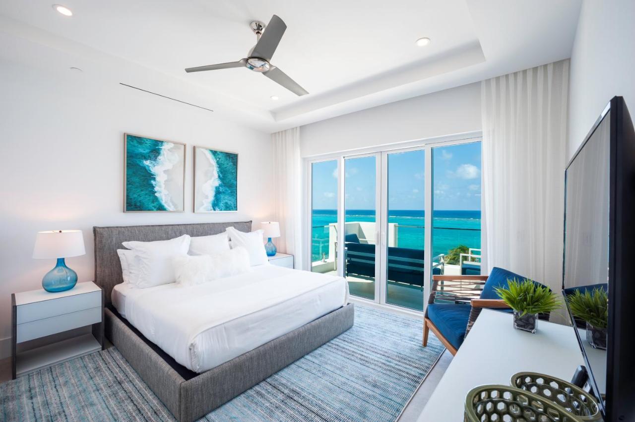 Rum Point Club Residences Driftwood Village Ngoại thất bức ảnh