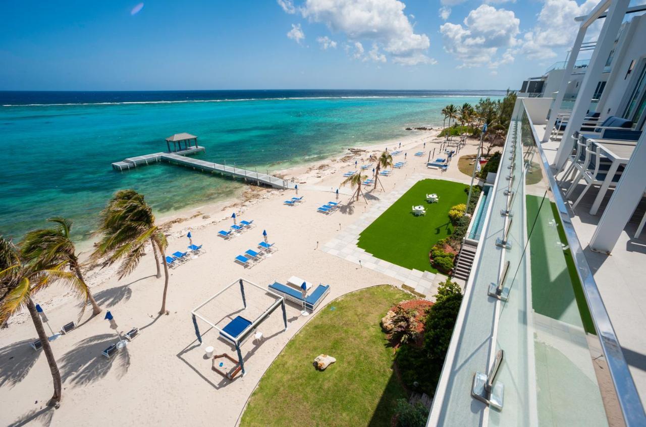 Rum Point Club Residences Driftwood Village Ngoại thất bức ảnh