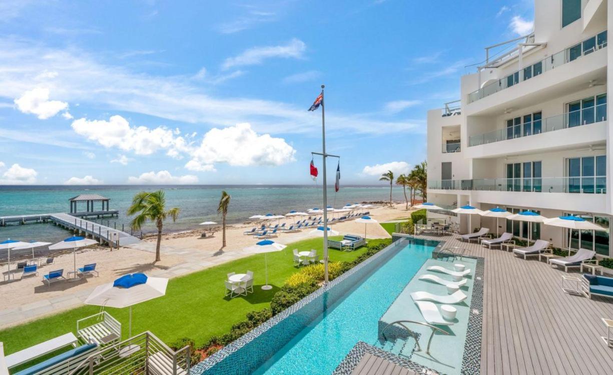 Rum Point Club Residences Driftwood Village Ngoại thất bức ảnh
